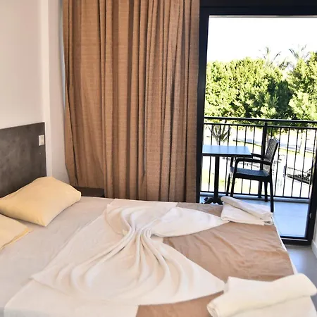 מלון Stella 4*